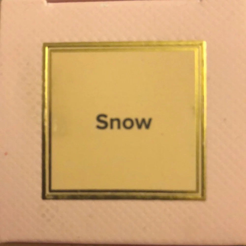 Too Faced “Born This Way” Foundation - Snow